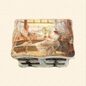 Upcycled Jewelry Box